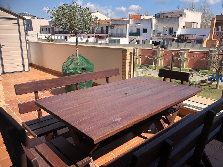 Nice apartment for sale in Empuriabrava with parking