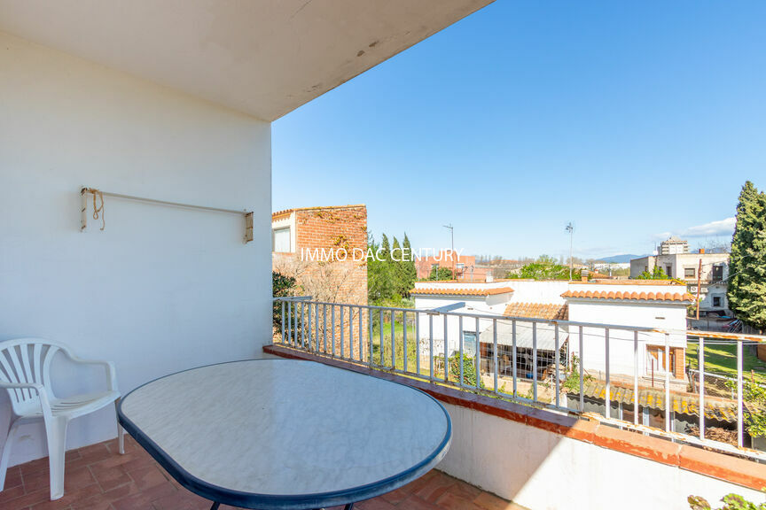 Piso en venta con terraza en Figueres Costa Brava.