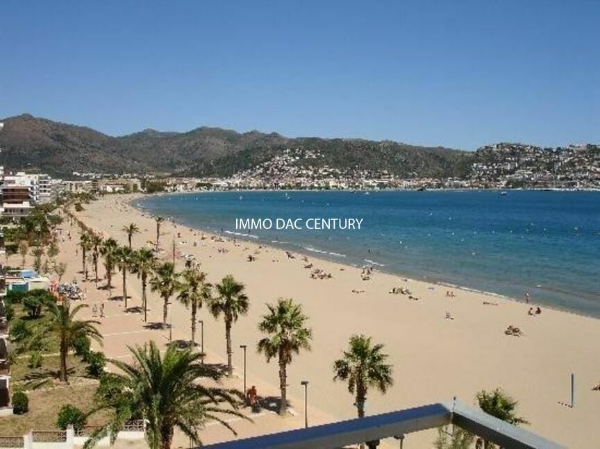 Apartment with terrace for sale in Santa margarita and parking space