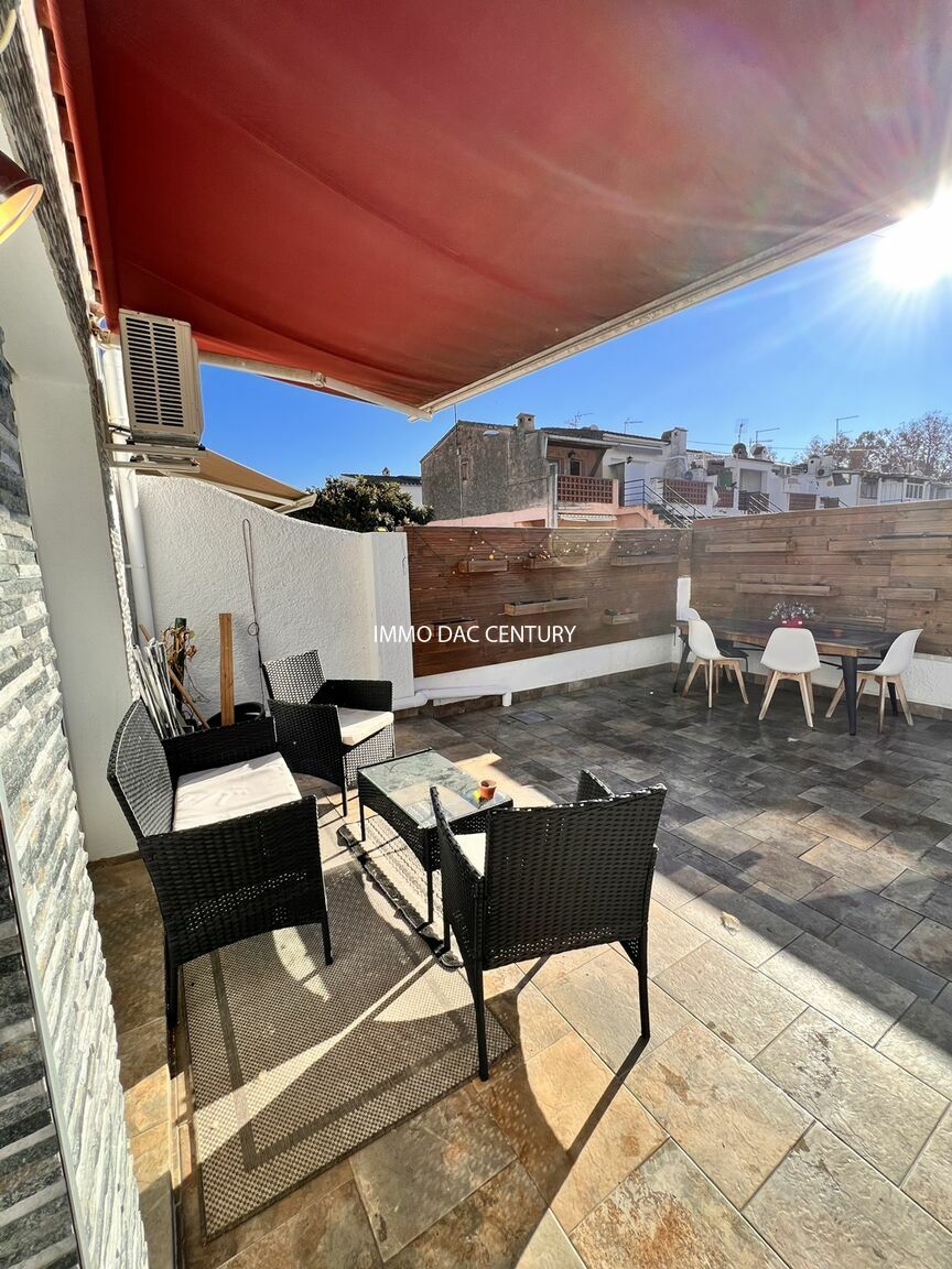 Single storey house for sale in empuriabrava completely renovated.