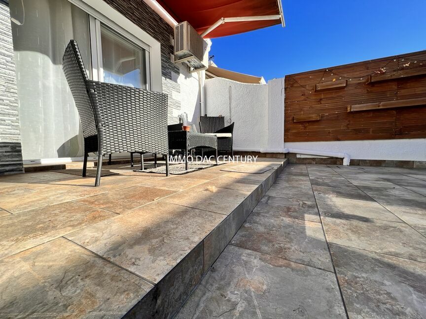 Single storey house for sale in empuriabrava completely renovated.