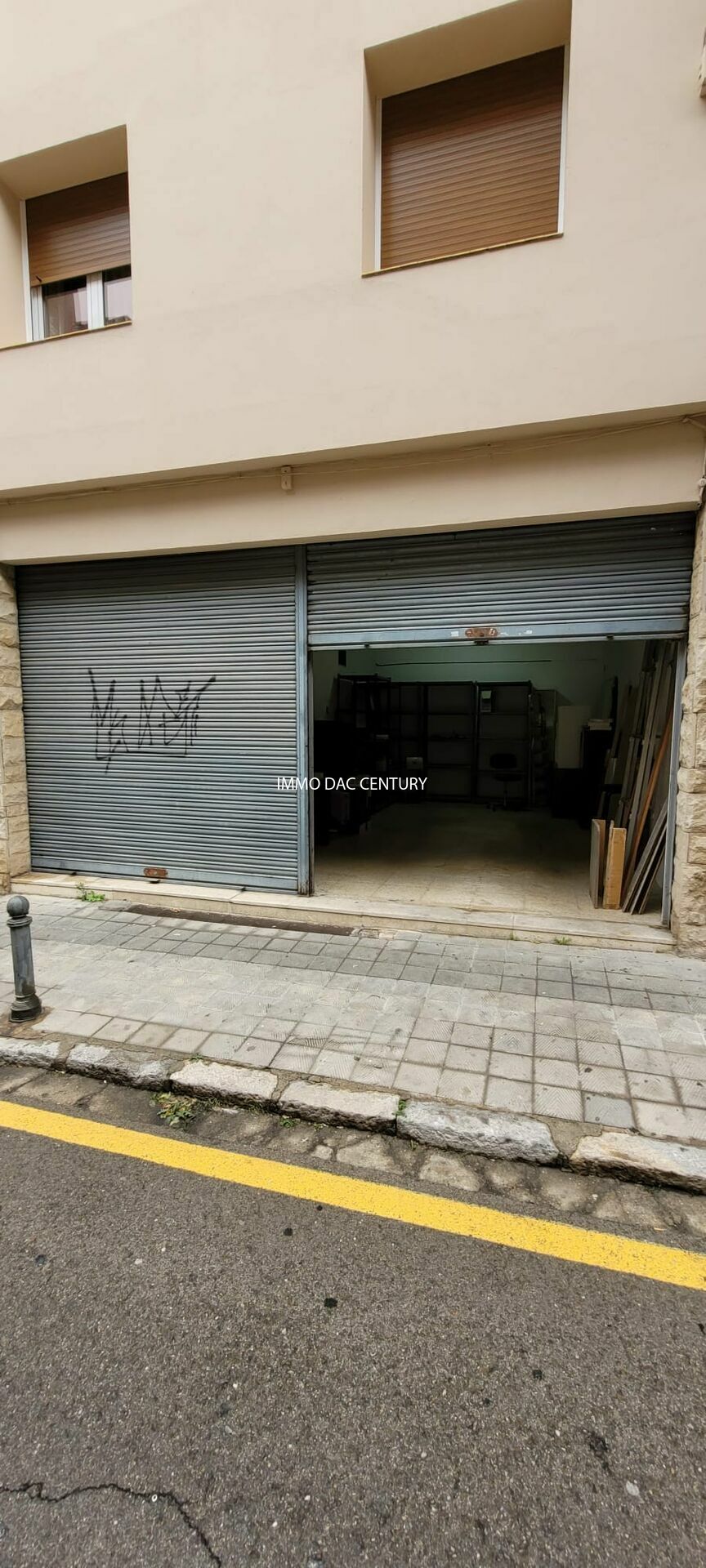 Commercial premises for sale in the center of Figueres.